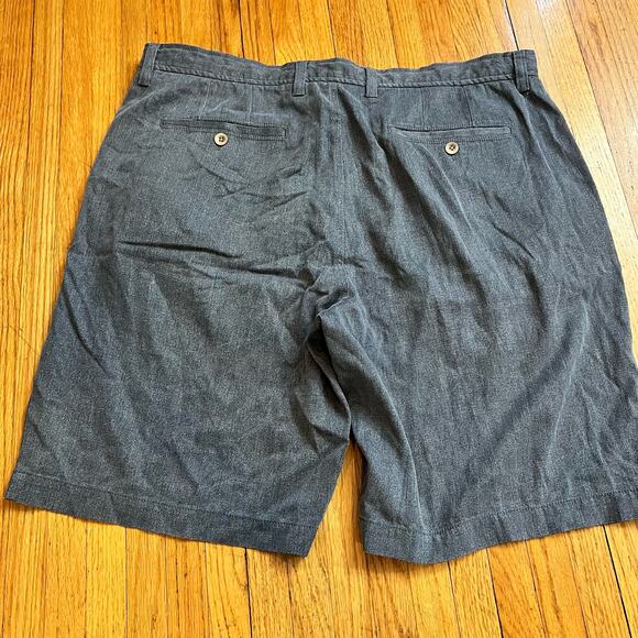 Tommy Bahama Shorts Mens 38 Gray Pleated Silk Beach Outdoor Activewear - Picture 3 of 9
